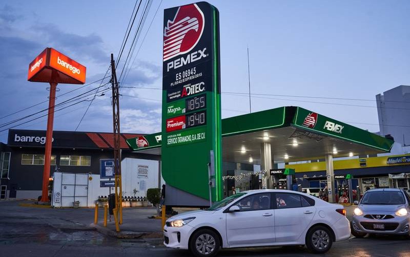 Pemex alista plan para conquistar a gasolineros